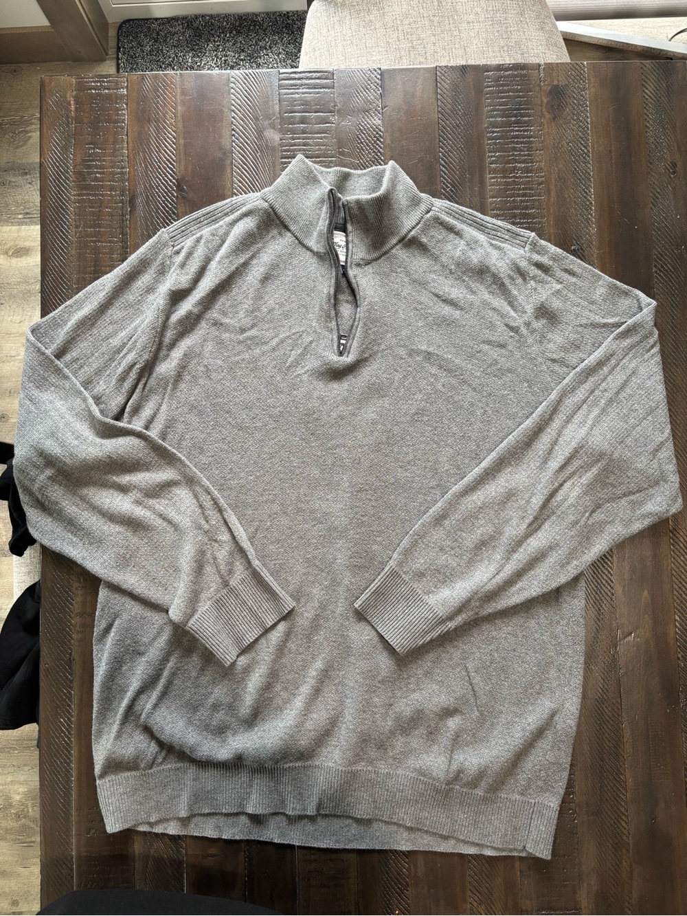 Men's Heather Gray Half-Zip Sweater - Lightweight Knit
